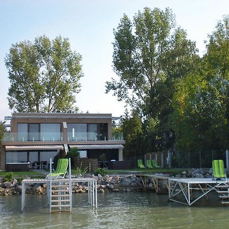 Aba Sea House Villa Balatonszarszo Room photo