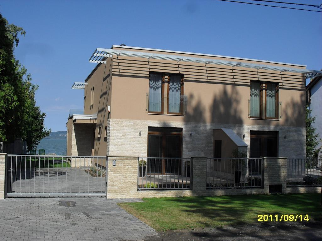 Aba Sea House Villa Balatonszarszo Exterior photo